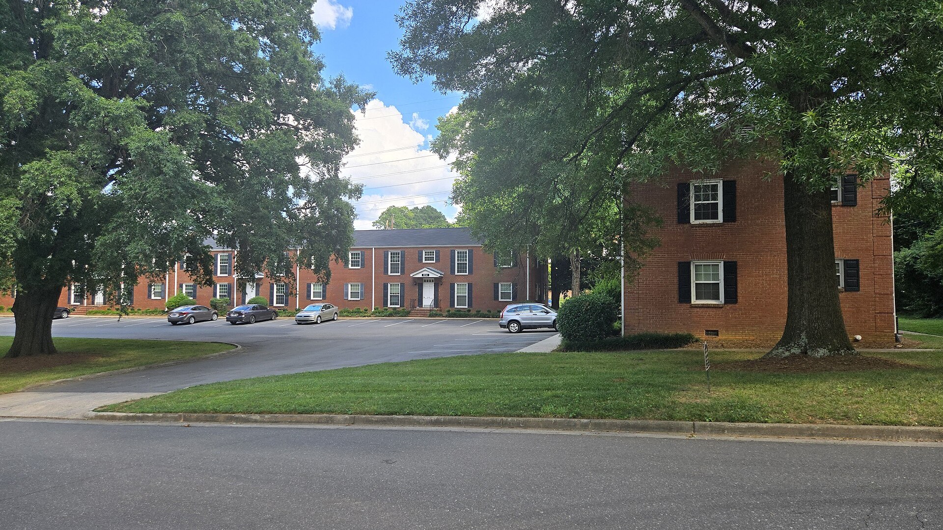 What $500K, $800K & $1.2M Buy in Elmhurst, IL (2026)