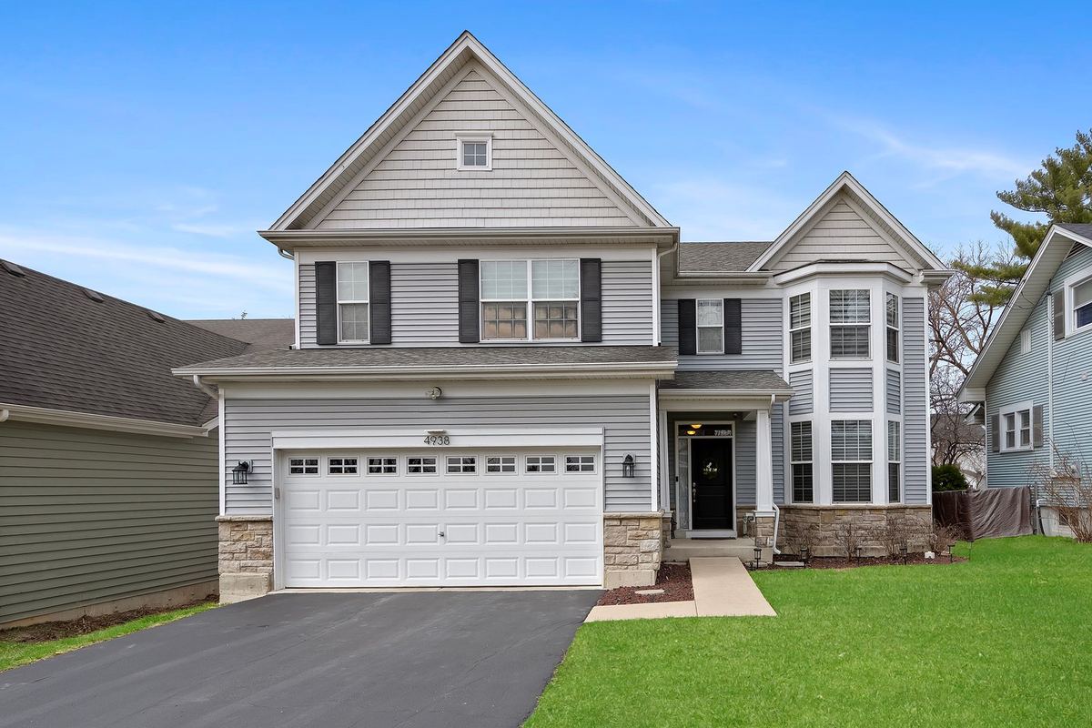 4938 Stanley Avenue, Downers Grove